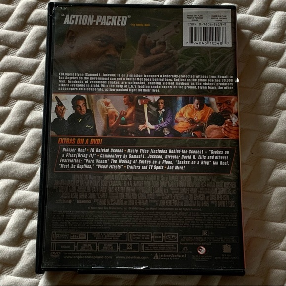 SNAKES ON A PLANE - Picture 2 of 3